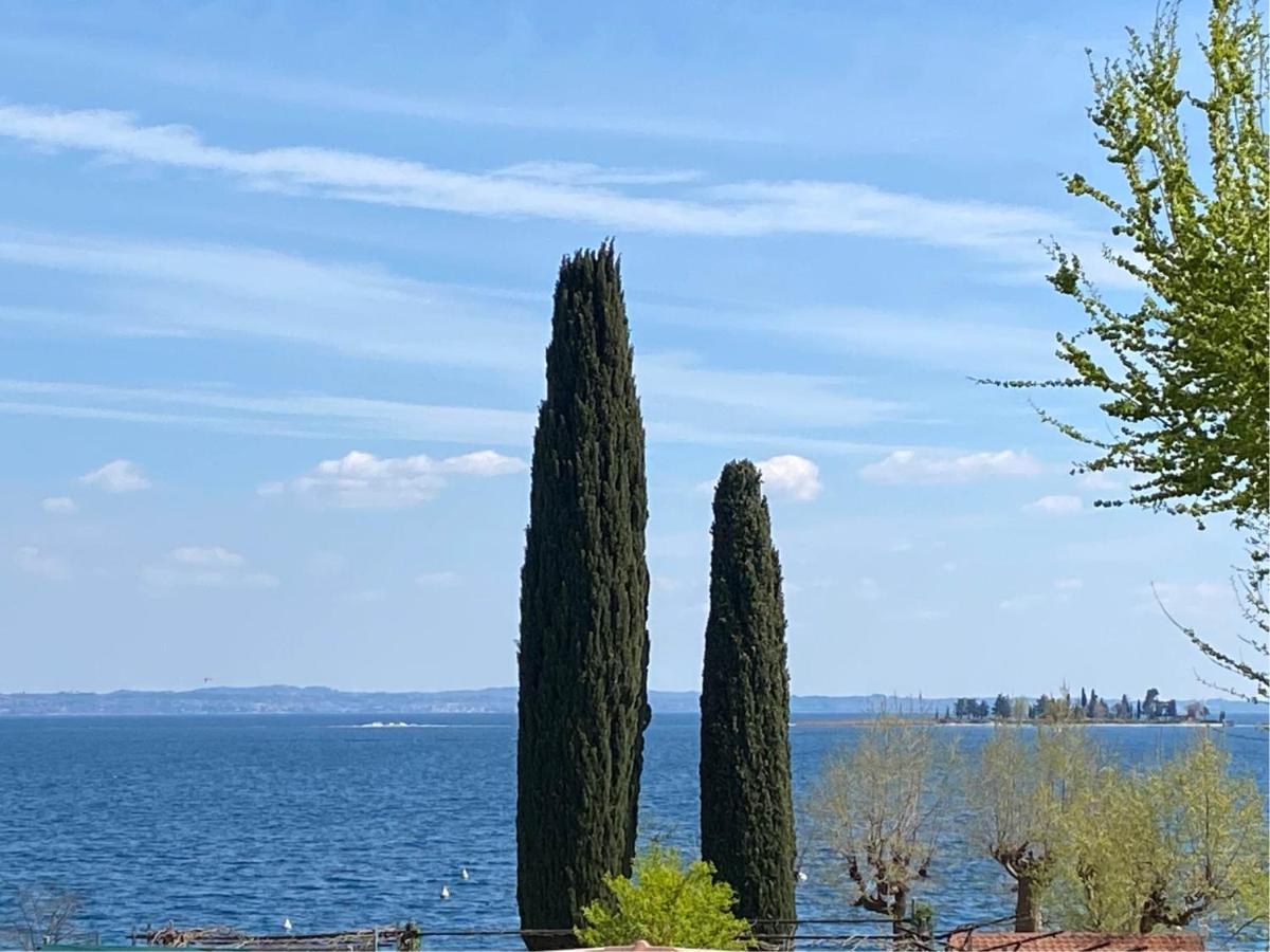 Casa Vacanze Gardiolina San Felice del Benaco Exterior photo