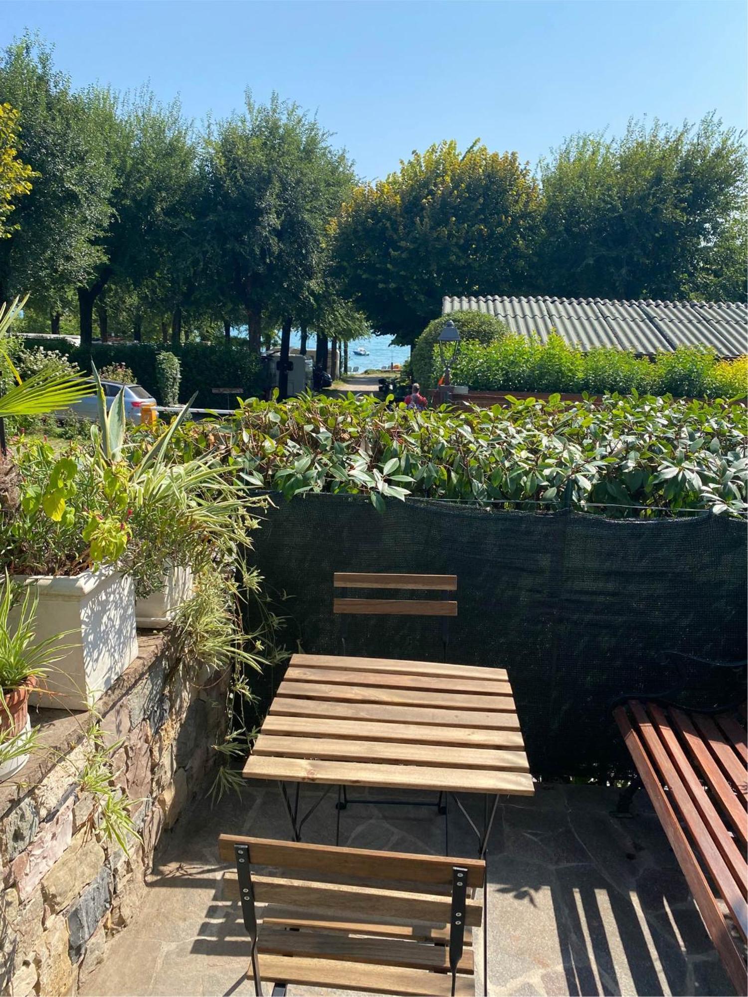 Casa Vacanze Gardiolina San Felice del Benaco Exterior photo