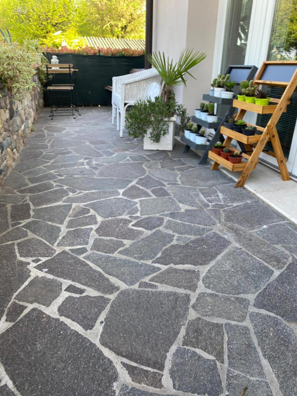 Casa Vacanze Gardiolina San Felice del Benaco Exterior photo